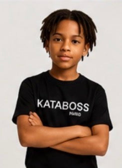 PETITS PAR LA TAILLE, GRANDS PAR L'ATTITUDE.