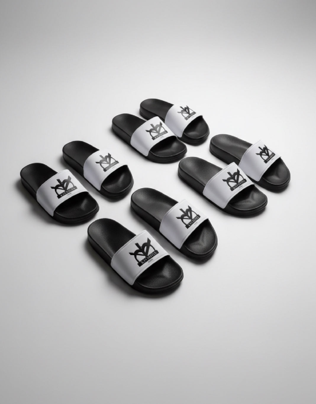 Claquettes Noir & Blanc